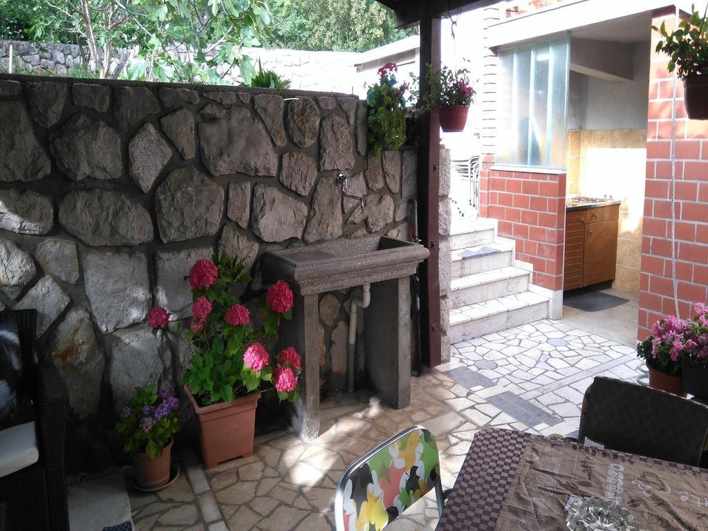Guest House Djurdjica Dramalj Exterior foto